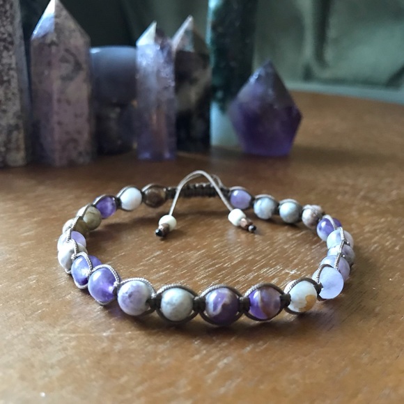 Handmade} Chevron Amethyst Bracelet - Picture 1 of 3